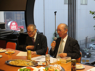 講演中の中山氏.jpg
